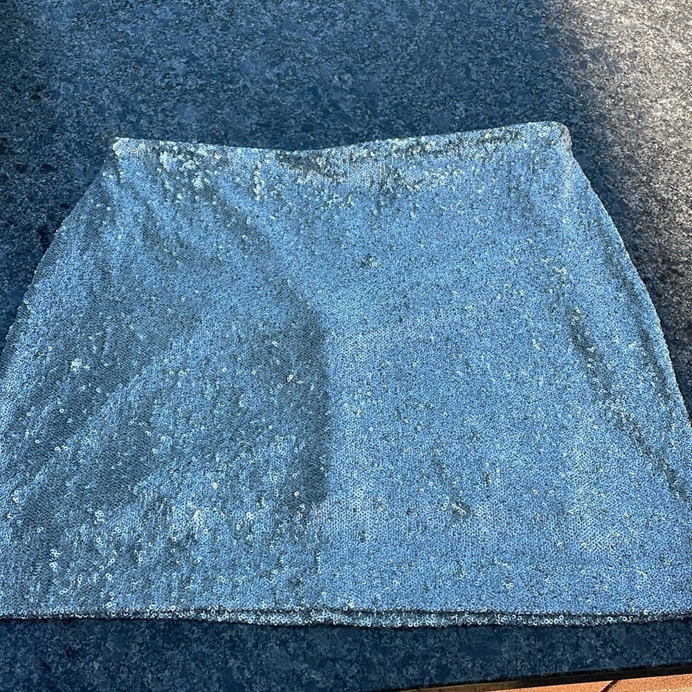 COPY - White House Black Market silver sequin mini skirt size 14